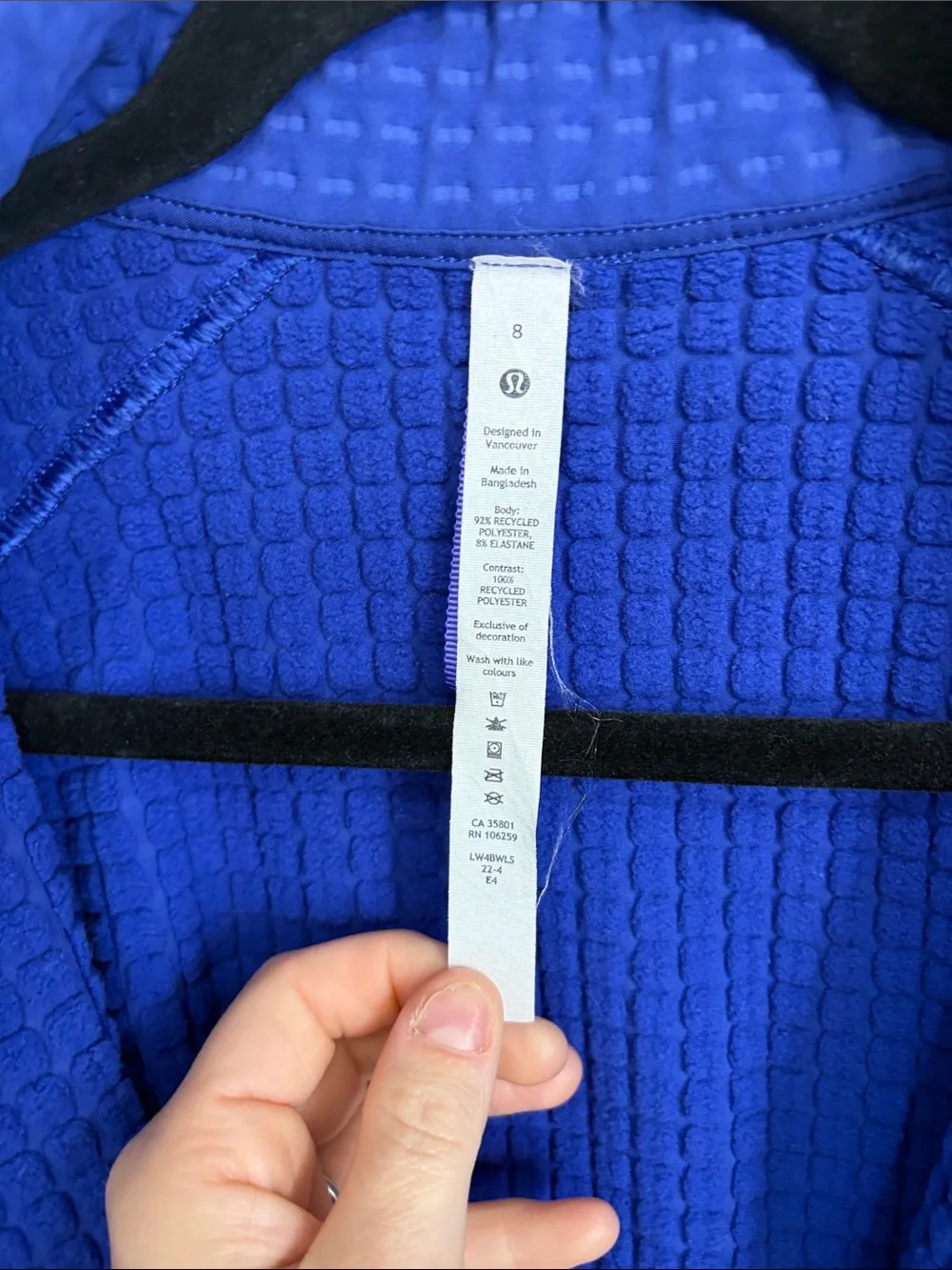 341. Lululemon Water-Repellent Fleece Hiking Jawcket Psychic Blue size 8 EUC
